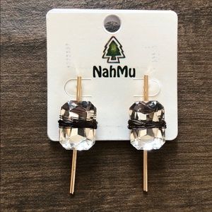 Gold Bar Entwined Rhinestone Earrings